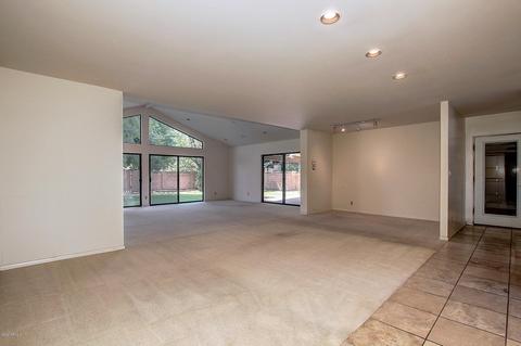 3607 Elm St, Phoenix, AZ 85018 photo 5