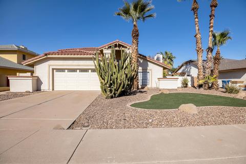 1434 E Brentrup Dr, Tempe, AZ 85283 photo 1