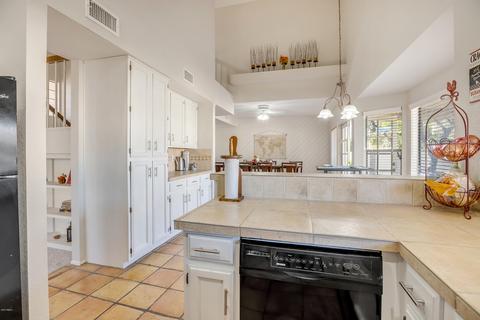 1434 E Brentrup Dr, Tempe, AZ 85283 photo 10