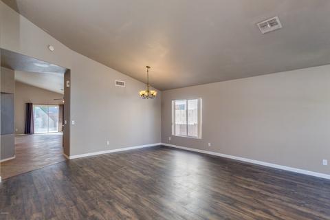 737 E Windsor Dr, Gilbert, AZ 85296 photo 3