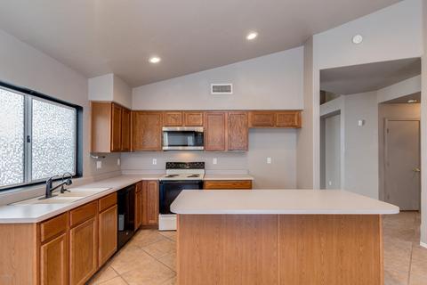 737 E Windsor Dr, Gilbert, AZ 85296 photo 8
