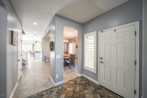 2419 E Gillcrest Rd, Gilbert, AZ 85298 photo 5