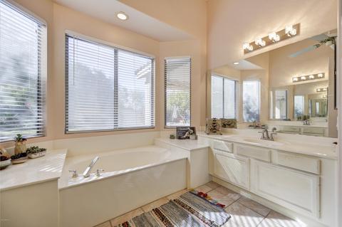 4301 E Swilling Rd, Phoenix, AZ 85050 photo 15