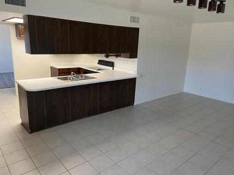 1543 E Hampton Cir, Mesa, AZ 85204 photo 8