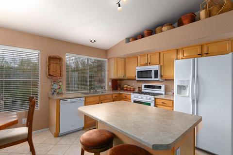 4601 E Adobe Dr, Phoenix, AZ 85050 photo 3