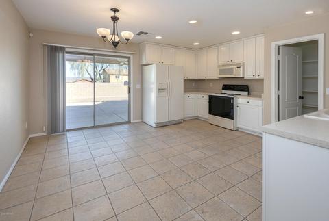906 E Pedro Rd, Phoenix, AZ 85042 photo 9