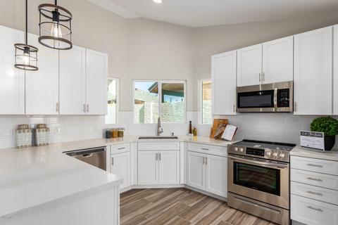 3932 E Waltann Ln, Phoenix, AZ 85032 photo 8