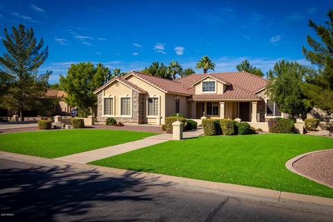 2976 E Robin Ln, Gilbert, AZ 85296 photo 1