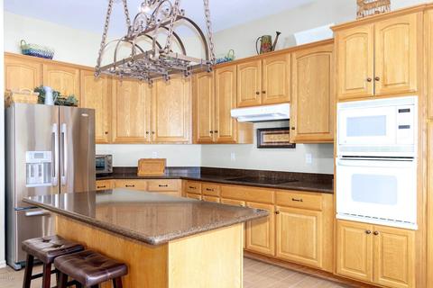 2976 E Robin Ln, Gilbert, AZ 85296 photo 16