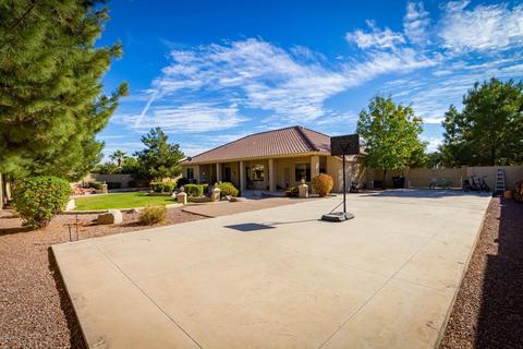 2976 E Robin Ln, Gilbert, AZ 85296 photo 11