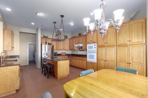 2976 E Robin Ln, Gilbert, AZ 85296 photo 17
