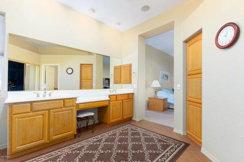 2976 E Robin Ln, Gilbert, AZ 85296 photo 28