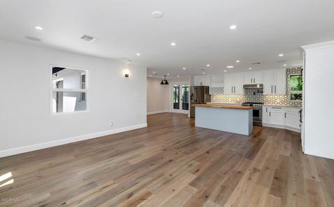 4208 E Oak St, Phoenix, AZ 85008 photo 9