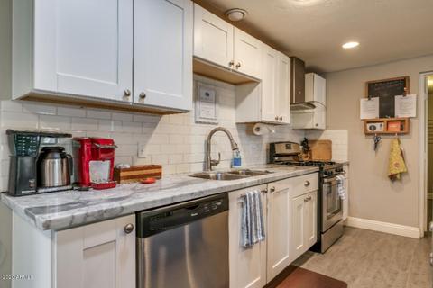1443 E Griswold Rd, Phoenix, AZ 85020 photo 5