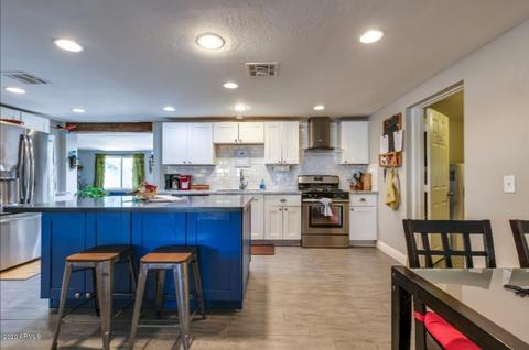 1443 E Griswold Rd, Phoenix, AZ 85020 photo 2