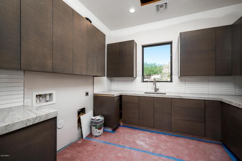 8035 E Copper Canyon Cir, Mesa, AZ 85207 photo 13