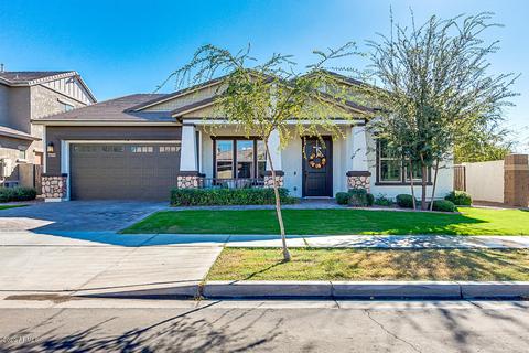 4215 E Comstock Dr, Gilbert, AZ 85296 photo 3