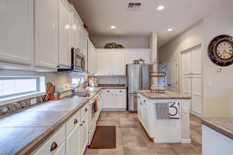 4031 E Patrick Ct, Gilbert, AZ 85295 photo 8