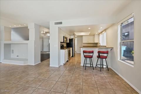 3905 E Wescott Dr, Phoenix, AZ 85050 photo 10