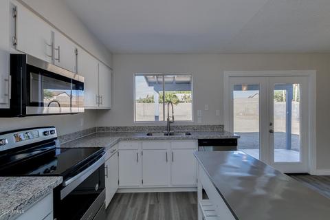 4020 E Campo Bello Dr, Phoenix, AZ 85032 photo 10