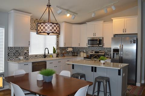 597 E Cantebria Dr, Gilbert, AZ 85296 photo 9