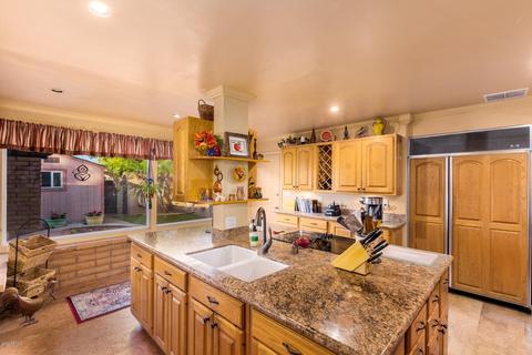3402 E Cholla St, Phoenix, AZ 85028 photo 4