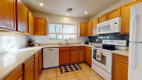 1090 E Lowell Ct, Gilbert, AZ 85295 photo 12