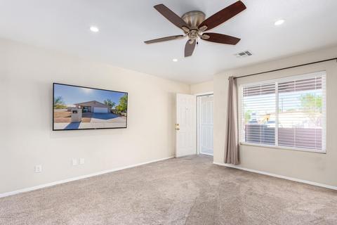 2729 E Phelps Rd, Phoenix, AZ 85032 photo 4