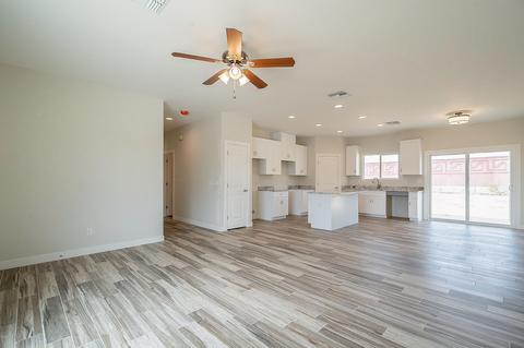 8136 E Inverness Ave, Mesa, AZ 85209 photo 1