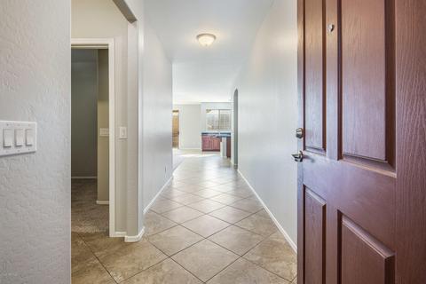3847 E Waite Ln, Gilbert, AZ 85295 photo 3