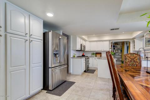 2637 E Cinnabar Ave, Phoenix, AZ 85028 photo 17