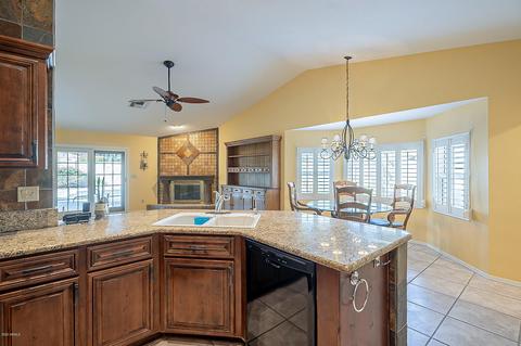 4302 E Betty Elyse Ln, Phoenix, AZ 85032 photo 22