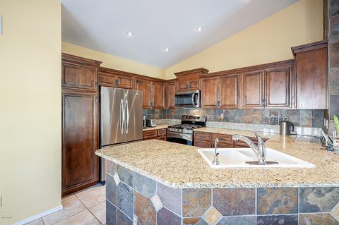 4302 E Betty Elyse Ln, Phoenix, AZ 85032 photo 18