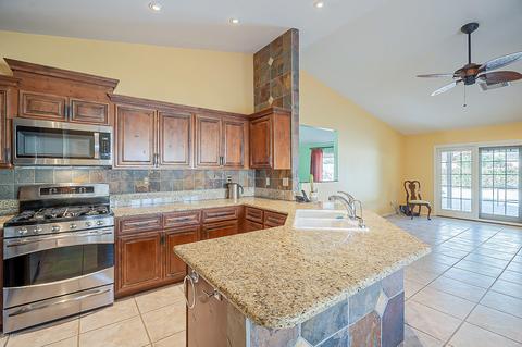 4302 E Betty Elyse Ln, Phoenix, AZ 85032 photo 20