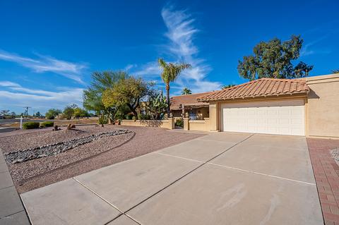 4302 E Betty Elyse Ln, Phoenix, AZ 85032 photo 3
