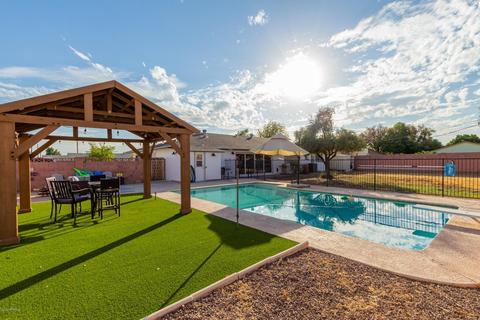 1832 E Stella Ln, Phoenix, AZ 85016 photo 1