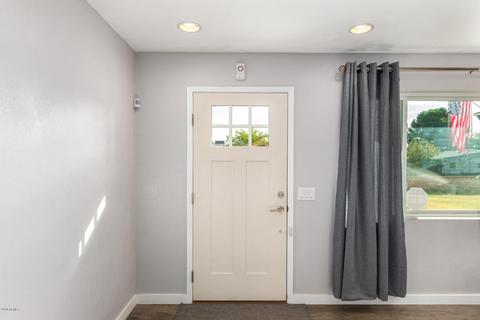 1832 E Stella Ln, Phoenix, AZ 85016 photo 6