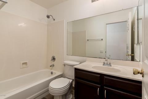 815 W Iris Dr, Gilbert, AZ 85233 photo 21