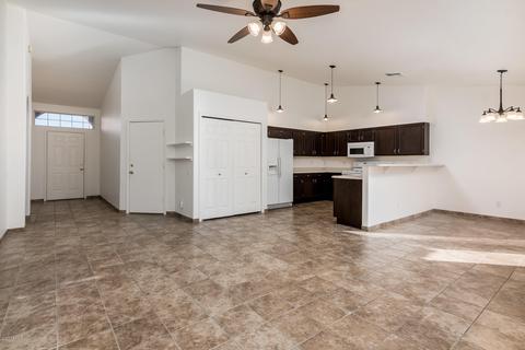 815 W Iris Dr, Gilbert, AZ 85233 photo 6