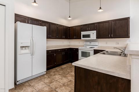 815 W Iris Dr, Gilbert, AZ 85233 photo 11