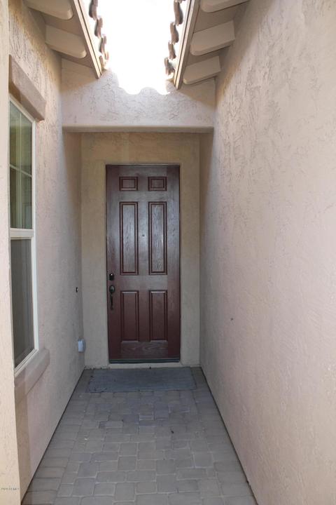 3254 E Tina Dr, Phoenix, AZ 85050 photo 2