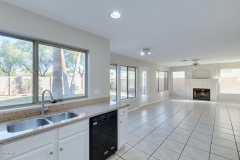 1682 E Aspen Way, Gilbert, AZ 85234 photo 8