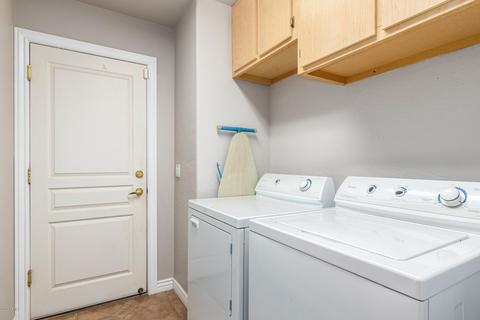 2037 E Beautiful Ln, Phoenix, AZ 85042 photo 24