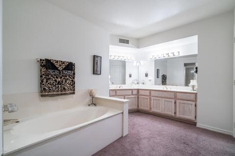 1124 E Rose Ln #19, Phoenix, AZ 85014 photo 25