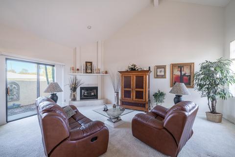 1124 E Rose Ln #19, Phoenix, AZ 85014 photo 2