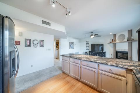 1124 E Rose Ln #19, Phoenix, AZ 85014 photo 9