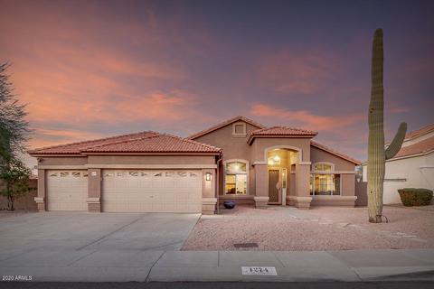 1274 E Lake Dr, Gilbert, AZ 85234 photo 1