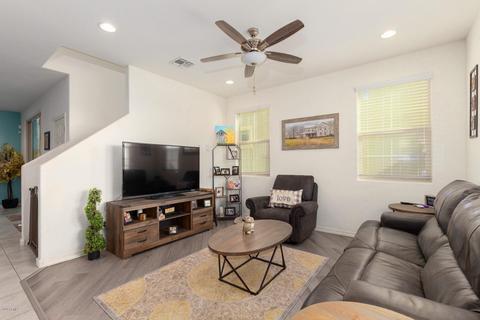3829 E Stiles Ln, Gilbert, AZ 85295 photo 5