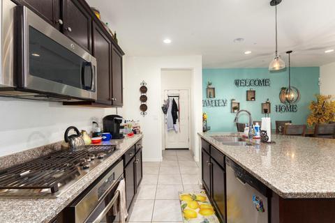 3829 E Stiles Ln, Gilbert, AZ 85295 photo 10