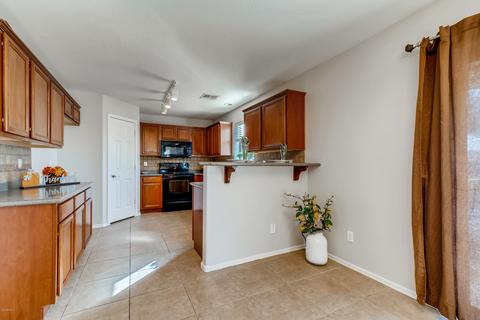 2989 E Aris Dr, Gilbert, AZ 85298 photo 8
